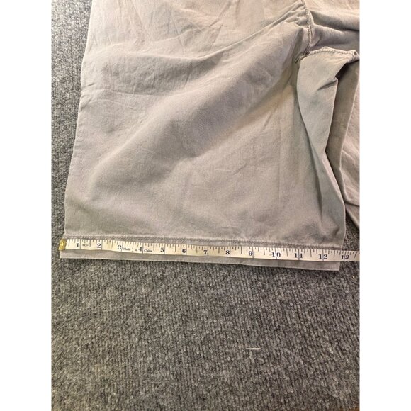 Old Navy Shorts Men's 42 Lived in straight grey chino style NWT - Picture 10 of 12